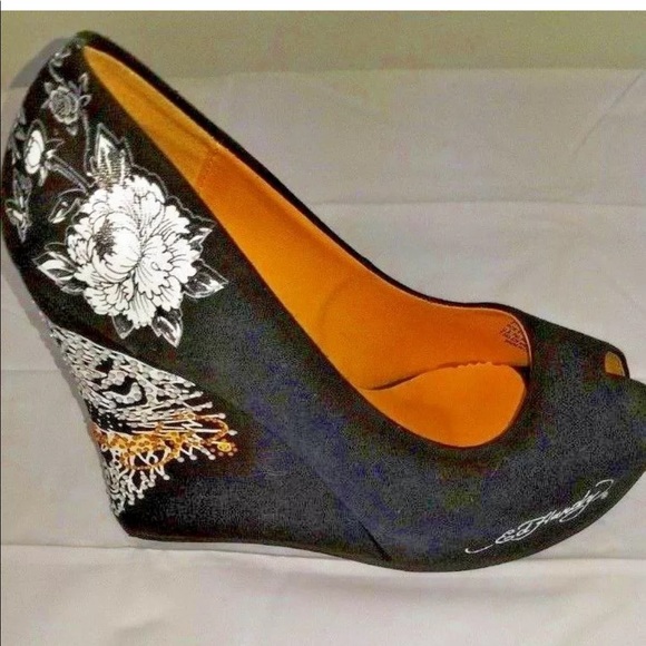 Ed Hardy floral pattern joyaus wedges NWOT - Picture 3 of 8